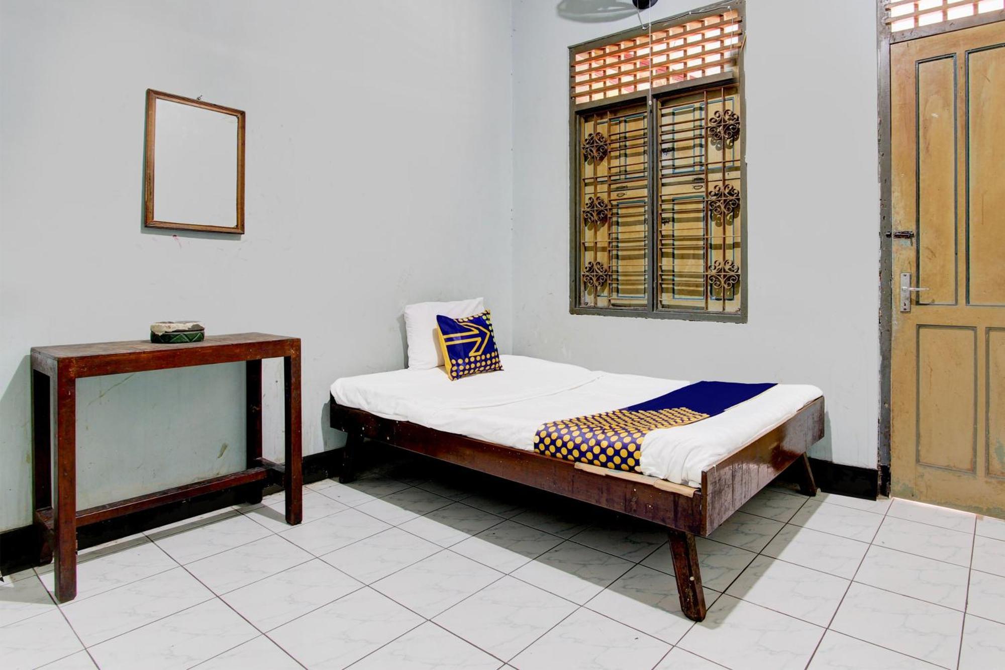Spot On 94085 Hotel Agung Purwokerto Exterior foto